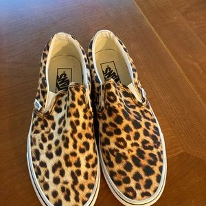 Like new Ladies Vans leopard print